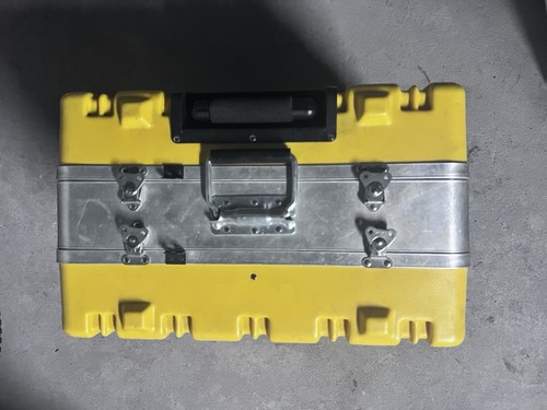 Ellis company pelicase - c.h,