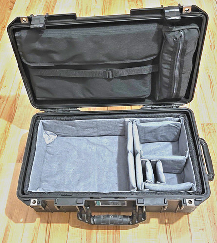 Peli pelicase peliair - 1535, mit