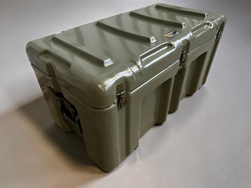 Pelican hardigg pelicase - pelican,